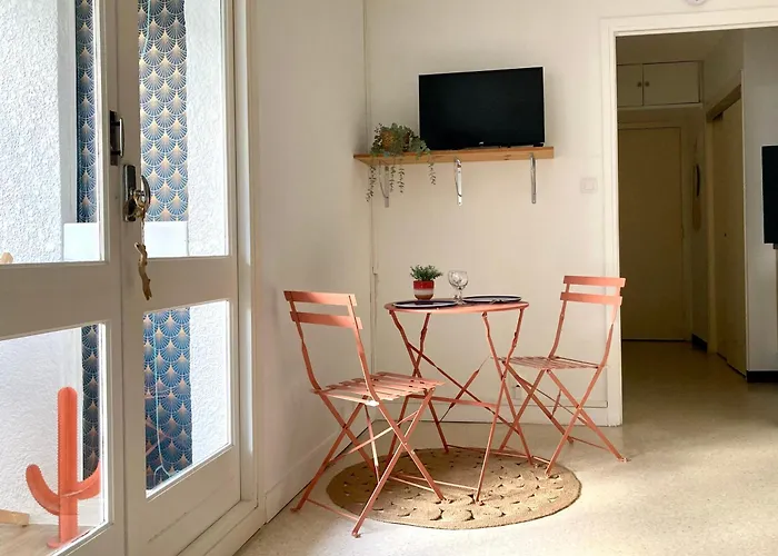 Cosy Parking,clim,terrasse,wifi Au Point Zero لا غراند موت